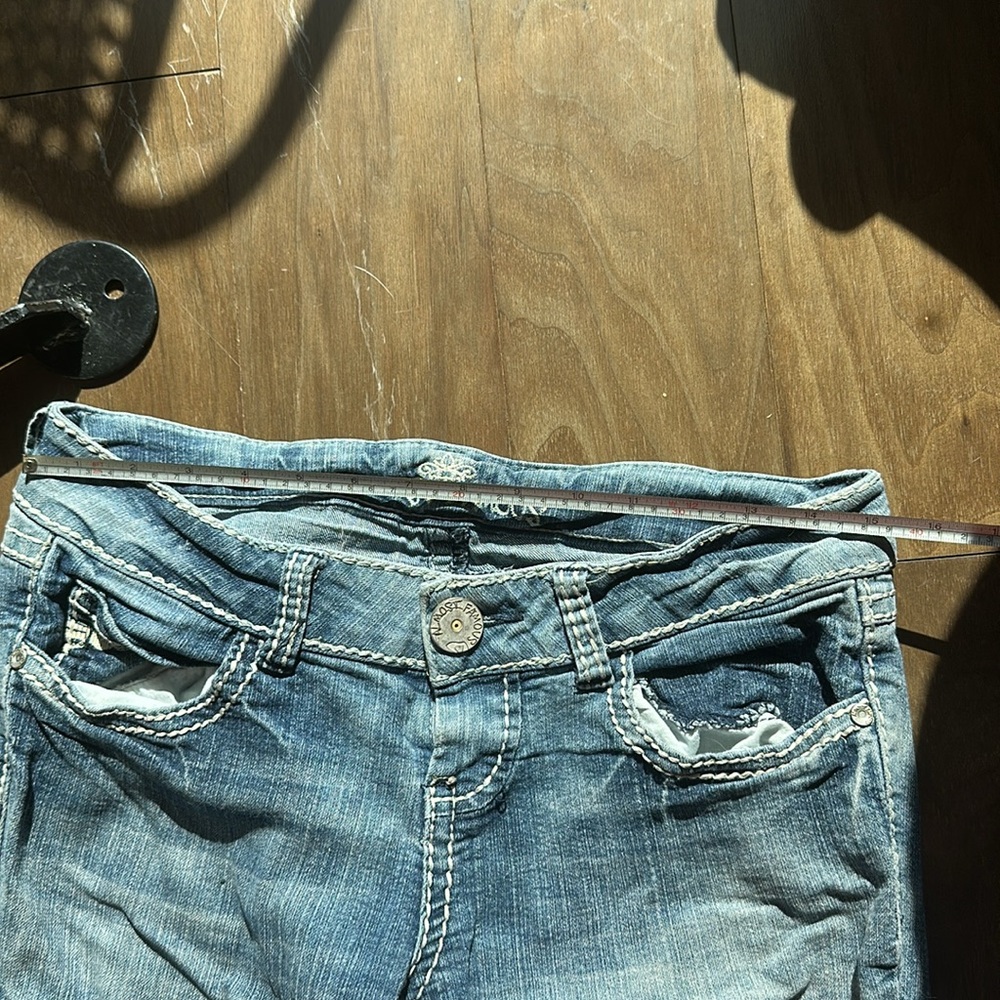 Almost Famous Boot Cut Low Rise Jeans - Picture 5 of 8